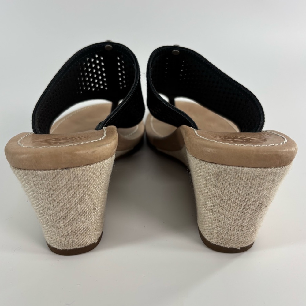 Ugg Solena leather wedge sandals black 9.5 *Runs small, fits like an 8 - Picture 6 of 12